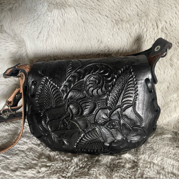 Handcrafted leather bag Mexico - Picture 2 of 3